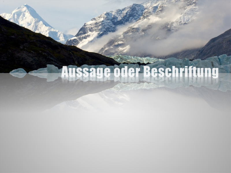 Bild mit sich spiegelnder Überschrift Bild mit sich spiegelnder Überschrift